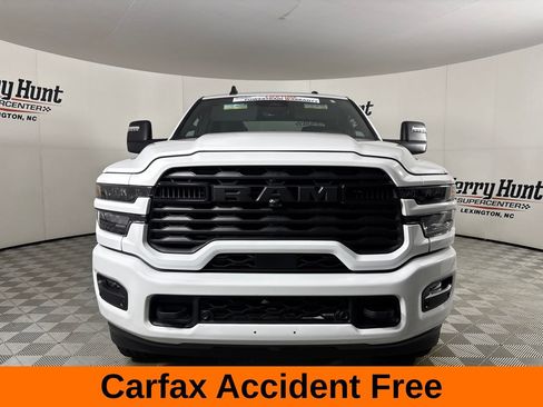 Used 2025 RAM 2500 Big Horn AWD/4WD image 3
