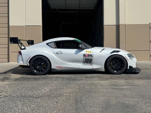 Used 2022 Toyota Supra Premium image 4