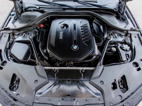 Used 2017 BMW 540i xDrive AWD/4WD image 40