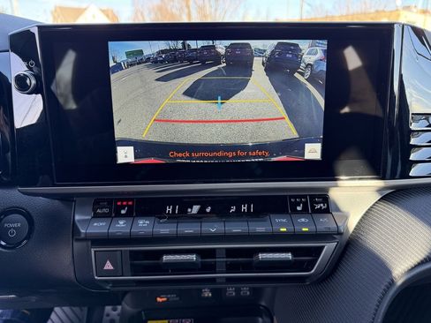 New 2026 Toyota Camry Hybrid image 27