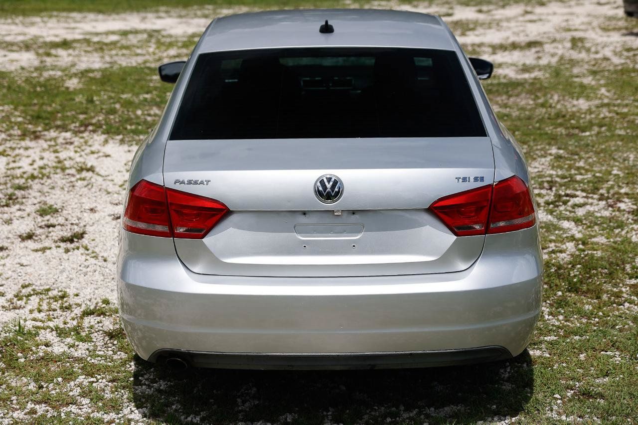 Used 2014 Volkswagen Passat 1.8T SE FWD image 9