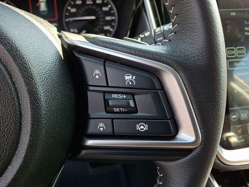 Used 2025 Subaru Outback Premium AWD/4WD image 22