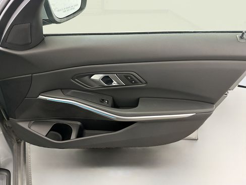 Used 2025 BMW 330i xDrive Sedan image 34