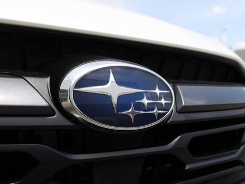 Used 2024 Subaru Outback Premium AWD/4WD image 48