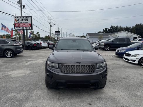 Used 2014 Jeep Grand Cherokee Altitude image 11