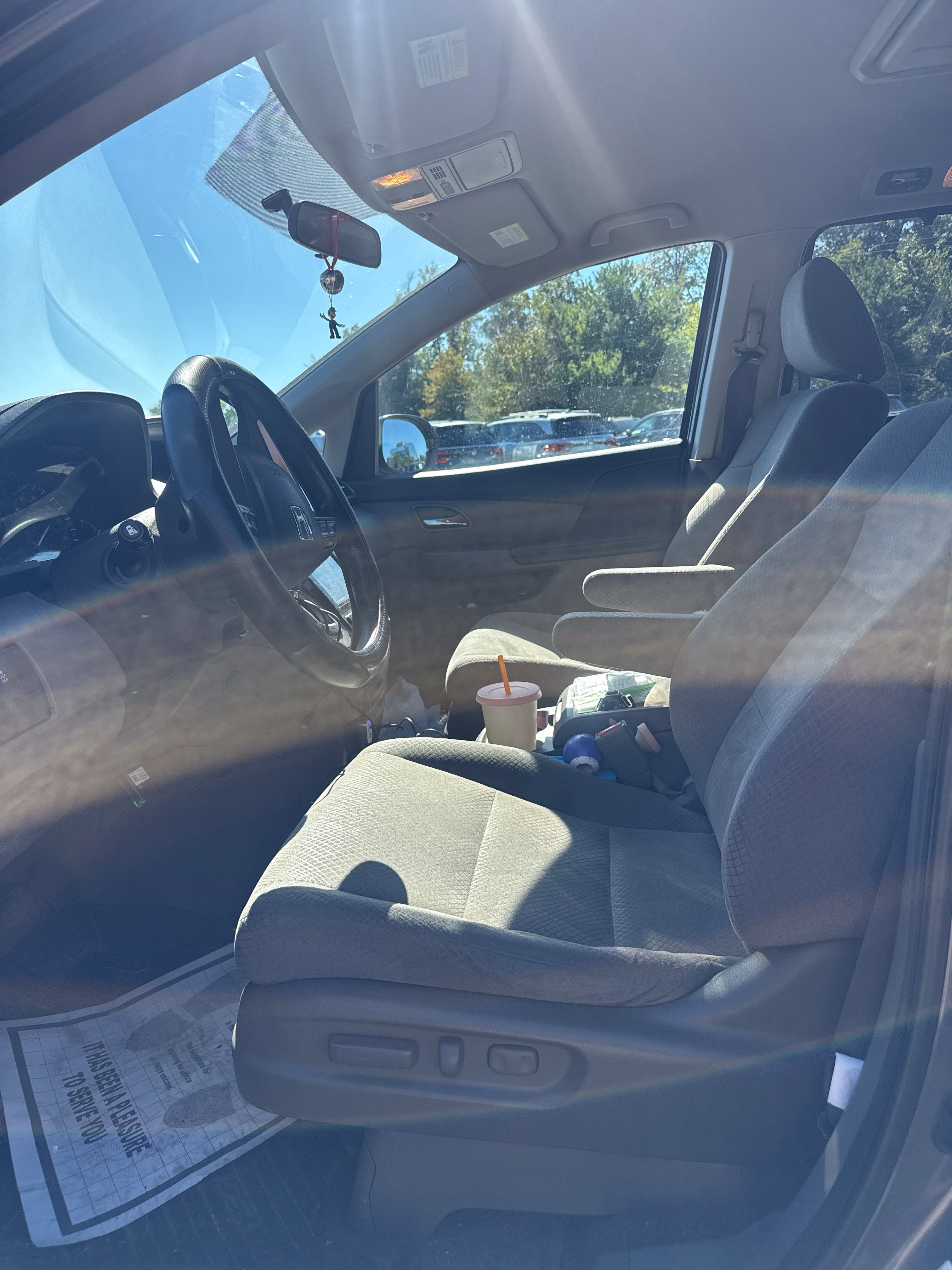Used 2016 Honda Odyssey SE image 8