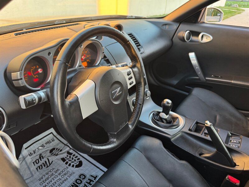 Used 2003 Nissan 350Z Touring RWD image 15
