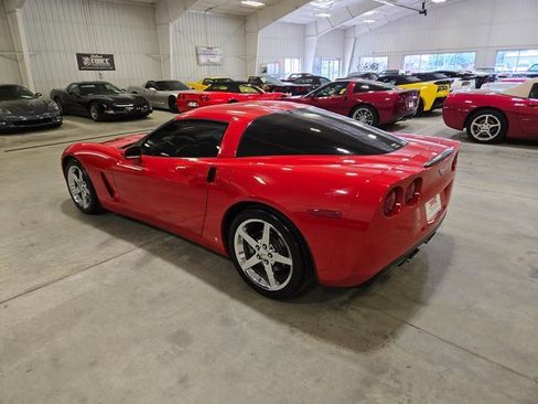 Used 2008 Chevrolet Corvette Coupe w/ Preferred Equipment Group image 3
