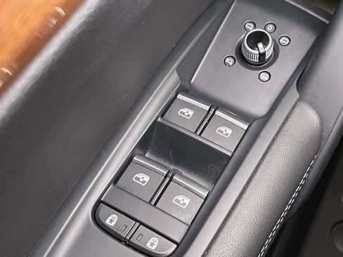 Used 2022 Audi Q5 2.0T Premium Plus image 38