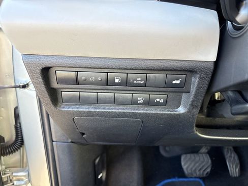 Used 2023 Mitsubishi Outlander SEL 40th Anniversary image 14