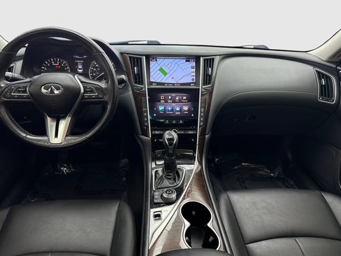 Used 2018 INFINITI Q50 Luxe w/ Essential Package (3.0T Luxe) AWD/4WD image 20