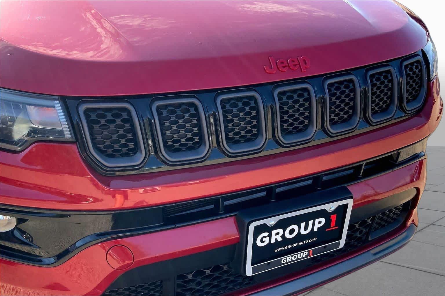 Used 2023 Jeep Compass Limited AWD/4WD image 29