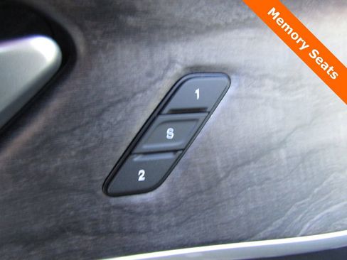 Used 2024 Jeep Grand Cherokee L Limited w/ Luxury Tech Group II image 6