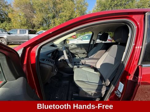 Used 2017 Ford Escape SE w/ SE Cold Weather Package FWD image 13