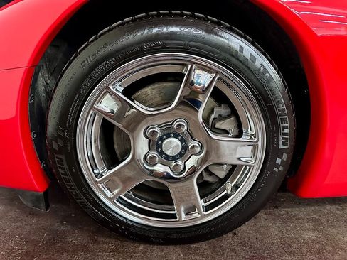 Used 1998 Chevrolet Corvette Convertible w/ Memory Pkg image 25