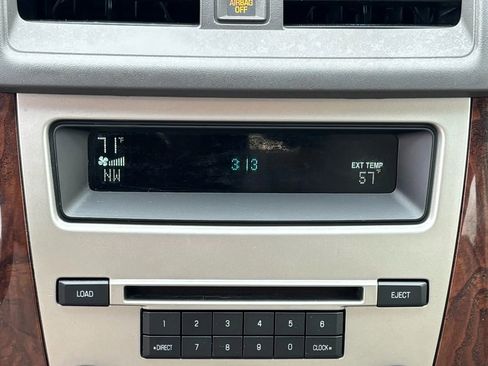 Used 2011 Ford Fusion SEL image 18