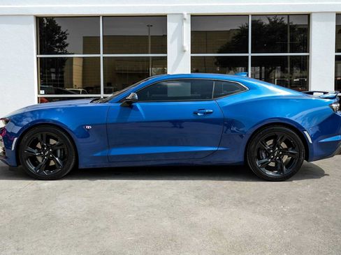 Used 2021 Chevrolet Camaro SS RWD image 11