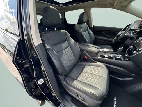 Certified 2024 Nissan Murano Platinum w/ Cargo Package FWD image 11