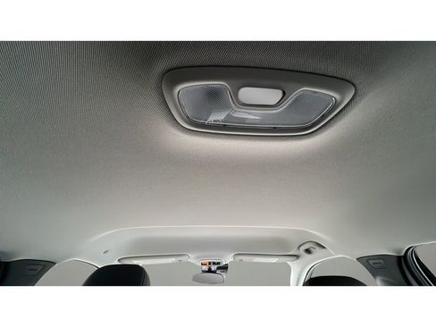 New 2026 Chevrolet Trax LT w/ Driver Confidence Package image 29