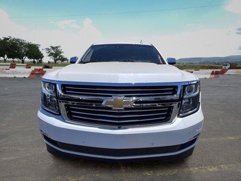 Used 2018 Chevrolet Suburban Premier AWD/4WD image 6