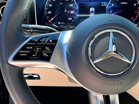 Used 2023 Mercedes-Benz C 300 4MATIC Sedan image 20