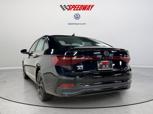New 2026 Volkswagen Jetta SE image 5