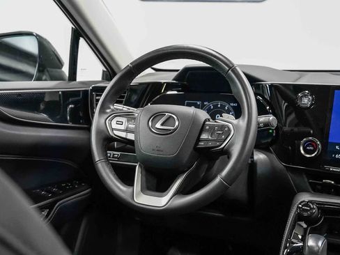 Used 2025 Lexus NX 250 FWD image 15