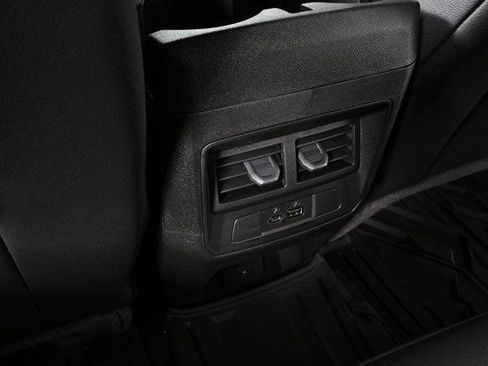New 2026 GMC Canyon Elevation w/ Convenience Package image 19