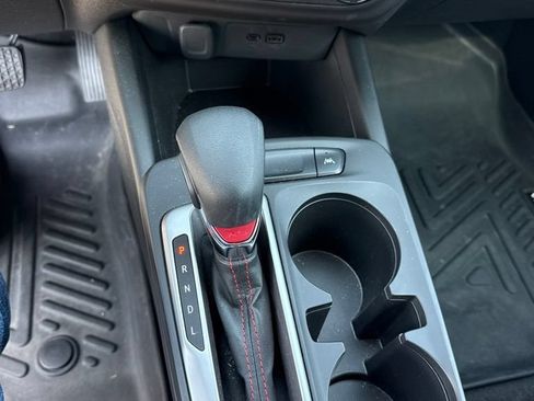 Used 2025 Chevrolet Trax RS w/ Sunroof Package FWD image 7