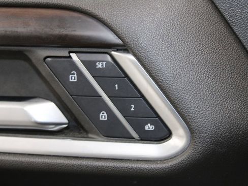 Used 2024 GMC Sierra 1500 SLT image 27