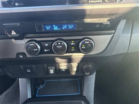 Used 2023 Toyota Tacoma TRD Sport image 23