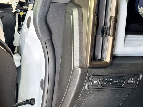 Used 2024 GMC Hummer EV 2X image 10