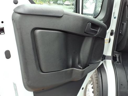 Used 2026 RAM ProMaster 1500 w/ Convenience Group FWD image 11