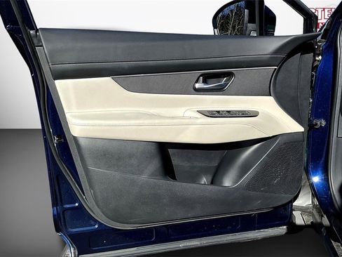 New 2025 Nissan Murano SV image 24