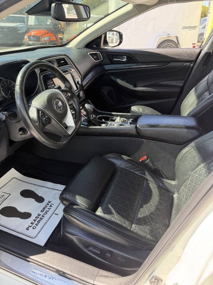 Used 2021 Nissan Maxima Platinum w/ Sport Mat Group FWD image 10