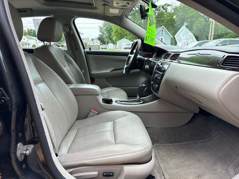 Used 2014 Chevrolet Impala LTZ FWD image 22