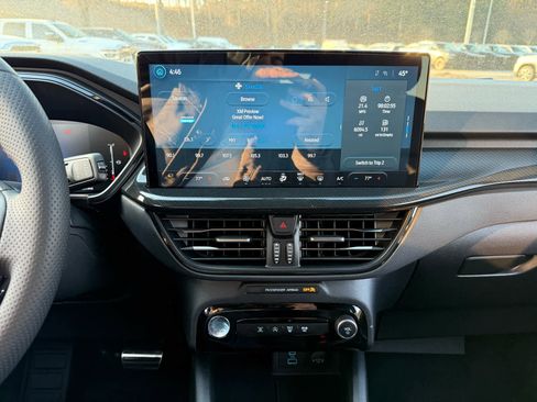 Used 2023 Ford Escape ST-Line w/ Tech Pack #1 image 16