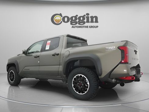 New 2025 Toyota Tacoma TRD Off-Road image 10