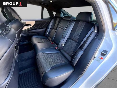 Used 2024 Lexus LS 500 F Sport w/ Dynamic Handling Package RWD image 21