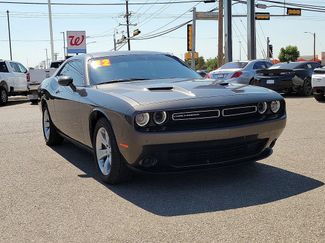 Used 2022 Dodge Challenger SXT RWD video 2