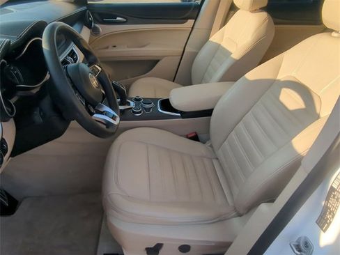 Used 2020 Alfa Romeo Stelvio Ti Lusso image 11