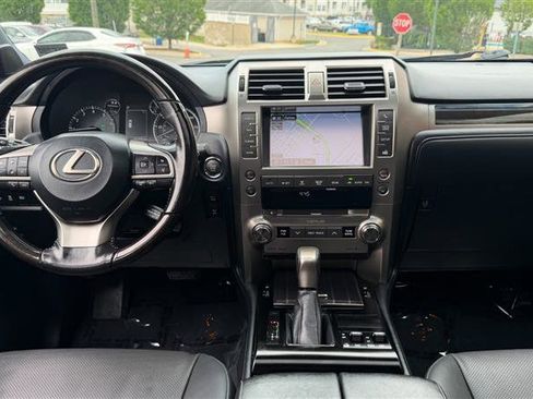 Used 2020 Lexus GX 460 Premium w/ Premium Package AWD/4WD image 27