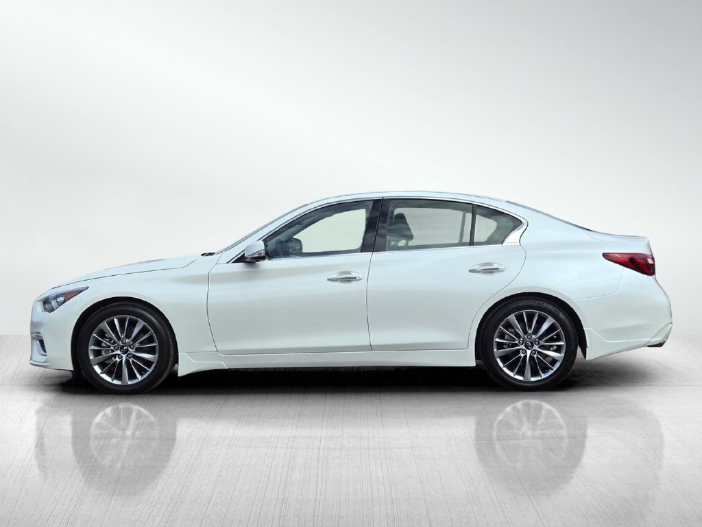 Used 2023 INFINITI Q50 Luxe w/ Cargo Package RWD image 8