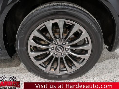 Used 2021 Nissan Armada Platinum image 10