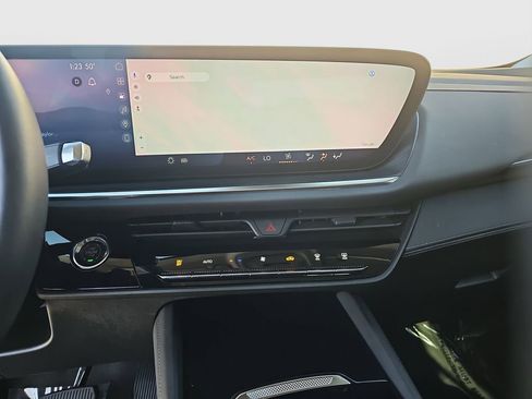 Used 2025 Buick Envision Preferred image 14