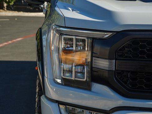 Used 2022 Ford F150 XLT w/ Equipment Group 302A High image 9