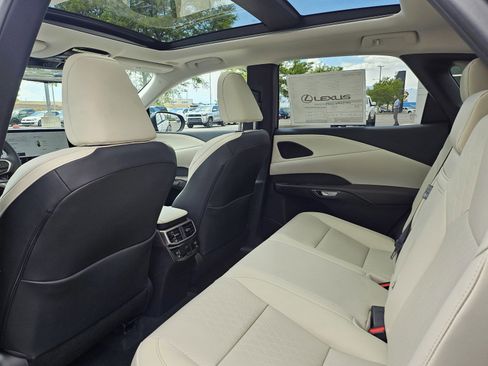 New 2026 Lexus RX 350 AWD/4WD image 16
