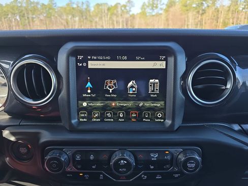 Used 2023 Jeep Wrangler Unlimited Rubicon 392 image 27