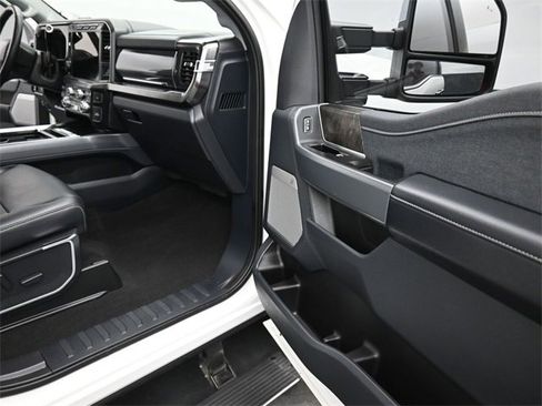 Used 2024 Ford F250 Lariat w/ Lariat Ultimate Package image 23