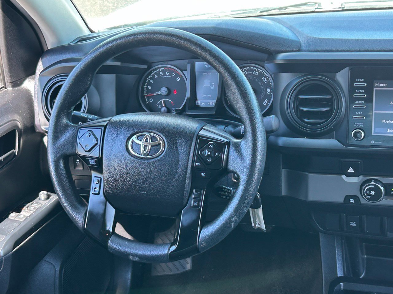Used 2021 Toyota Tacoma SR RWD image 16